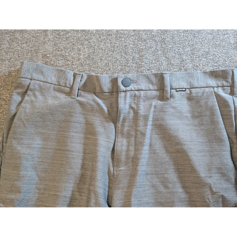 Hurley Shorts Mens Nike Dri-FIT Gray Chino Size 34 Performance Casual Golf
